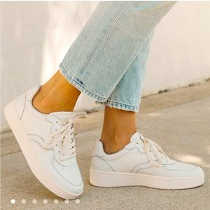 BRAND NEW Soludos Roma Sneakers